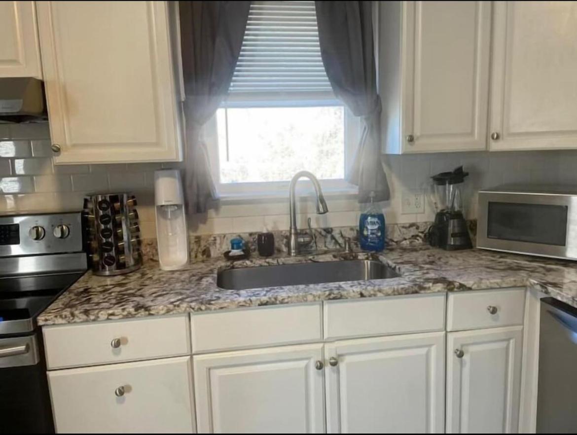 Charming Cottage Historic Falmouth Cape Cod Near Beach And Downtown 2Br 1Bath Deck Esterno foto